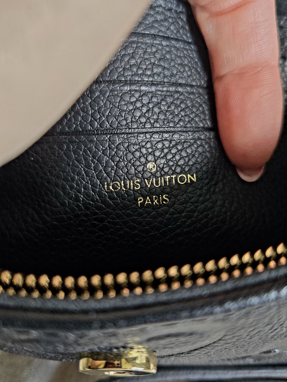 Louis Vuitton Ivy Wallet On Chain - Picture 12 of 13